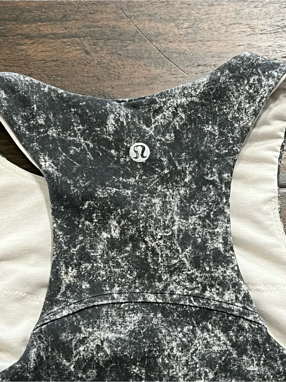 Lululemon Invigorate Training Tank Top Denim Wash Print White Opal Multi Size 6